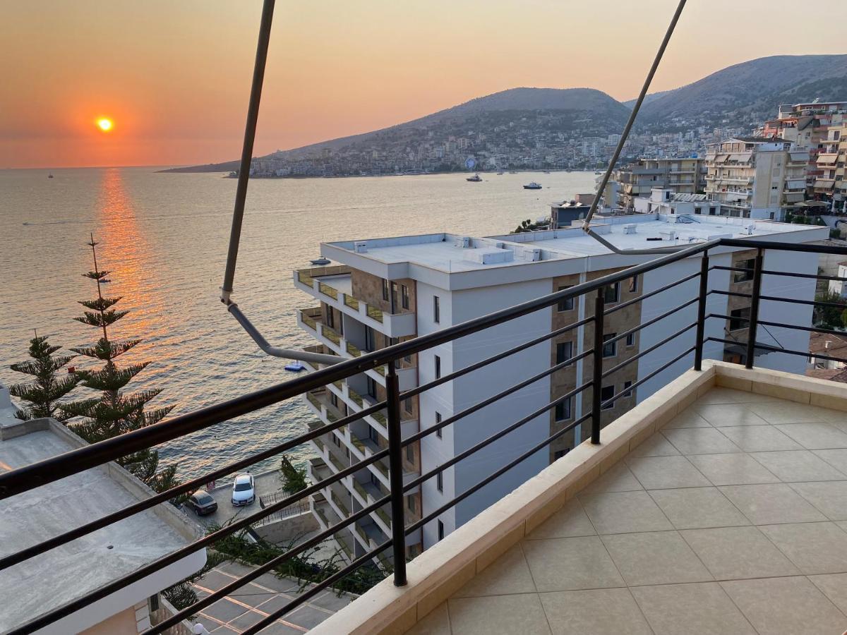 Apartment With Huge Sea View Balcony Sarande Exterior photo